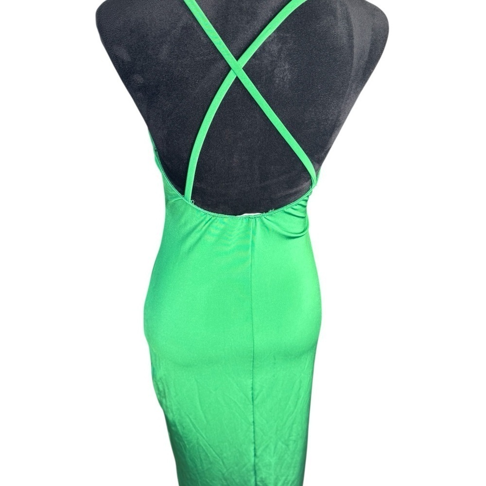 Green Spaghetti Strap Bodycon Midi Dress for Night Out - Picture 4 of 10